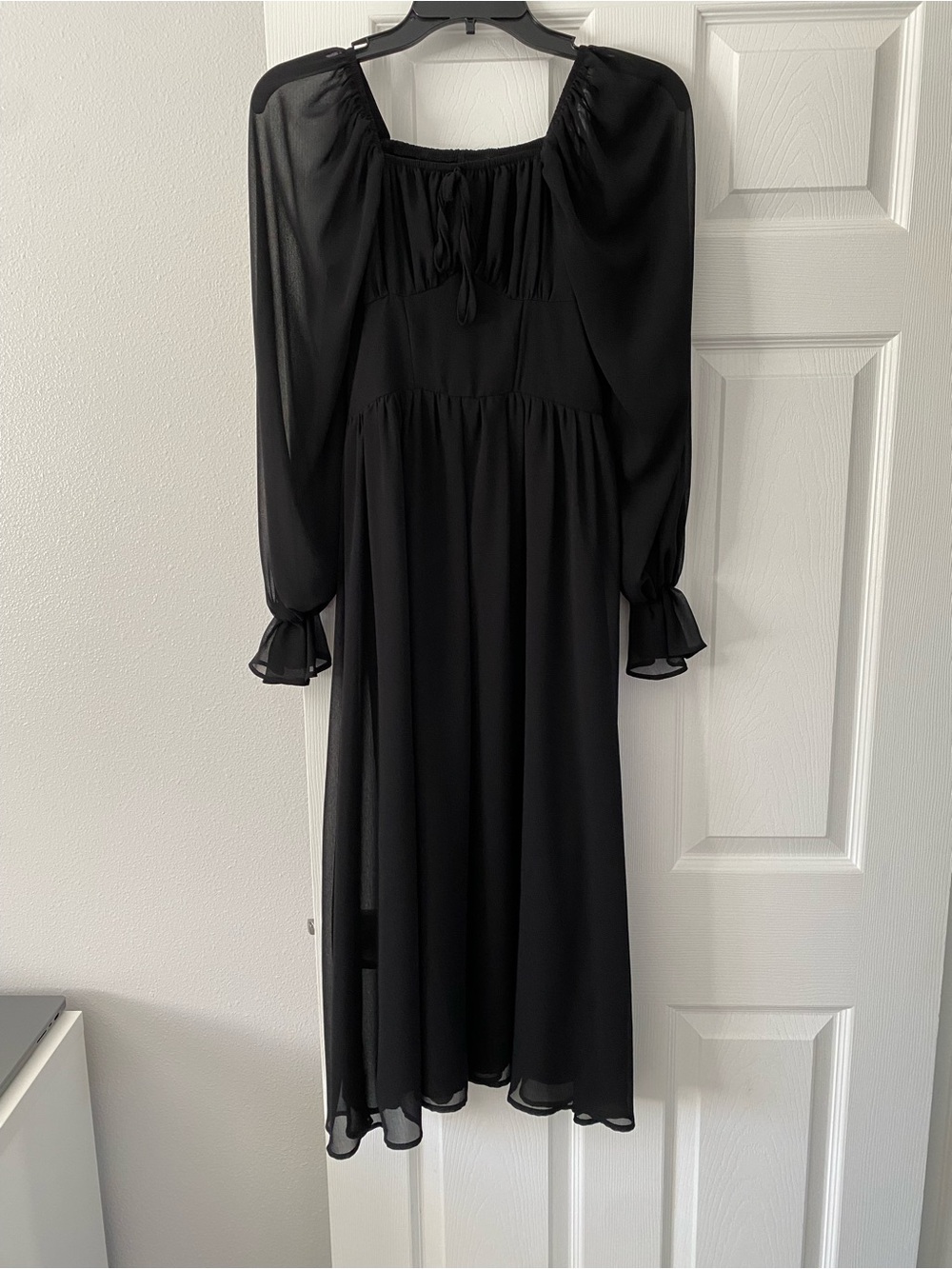 Black Long Sleeve Midi Dress